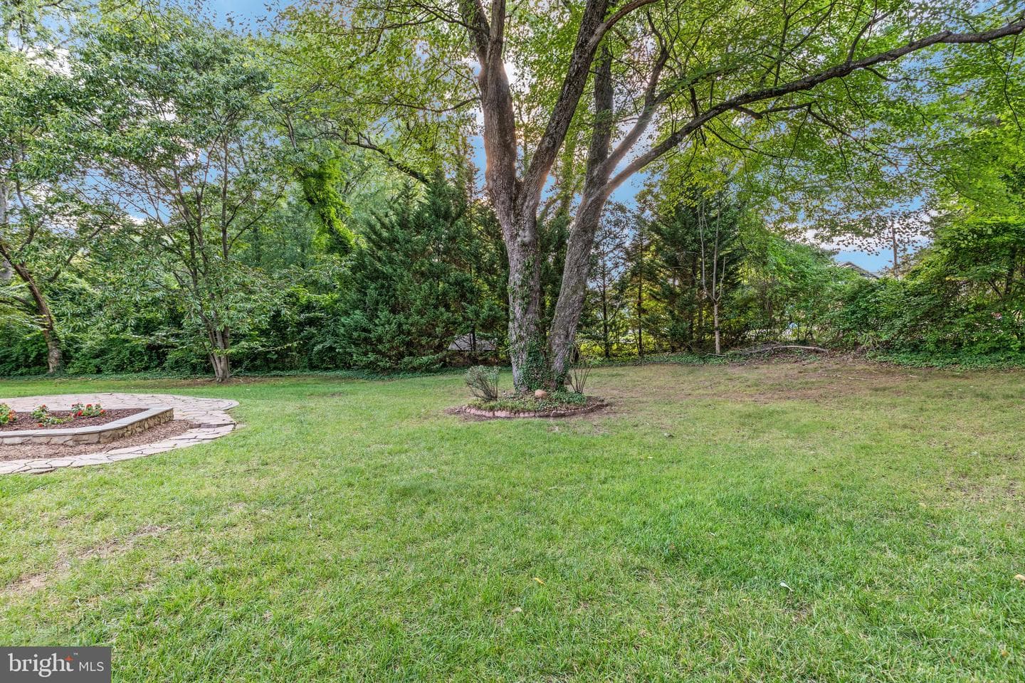 9927 Barnsbury Court photo 47