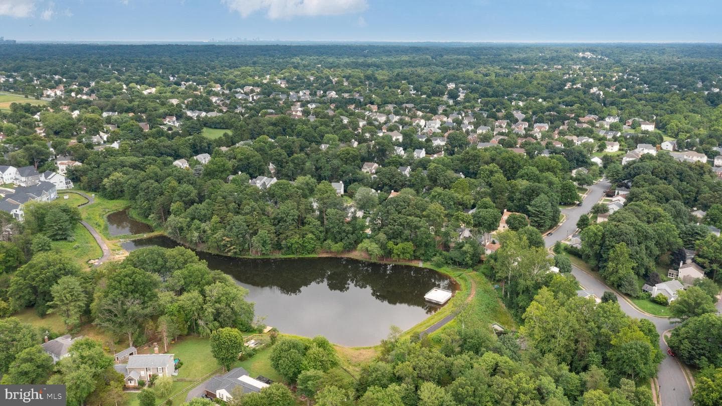 13486 Lake Shore Drive photo 66