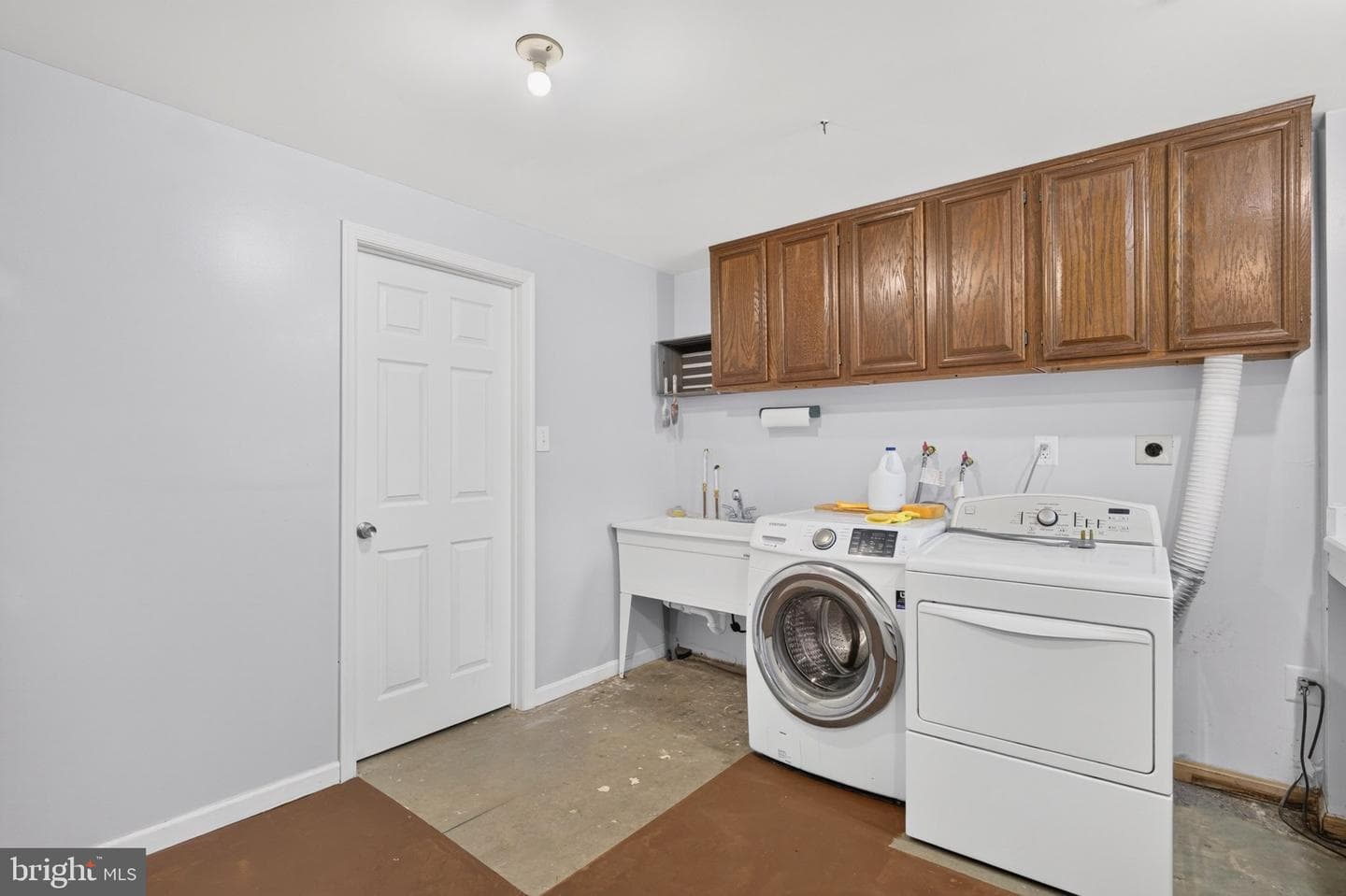 2836 Kelly Square photo 38