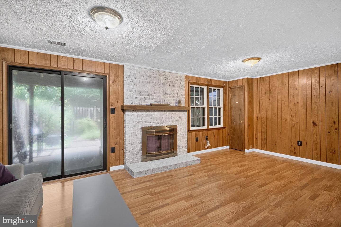 2836 Kelly Square photo 44