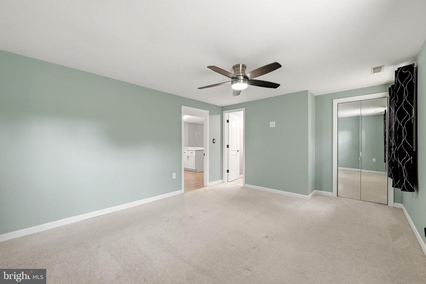 8701 Lagrange Street photo 20