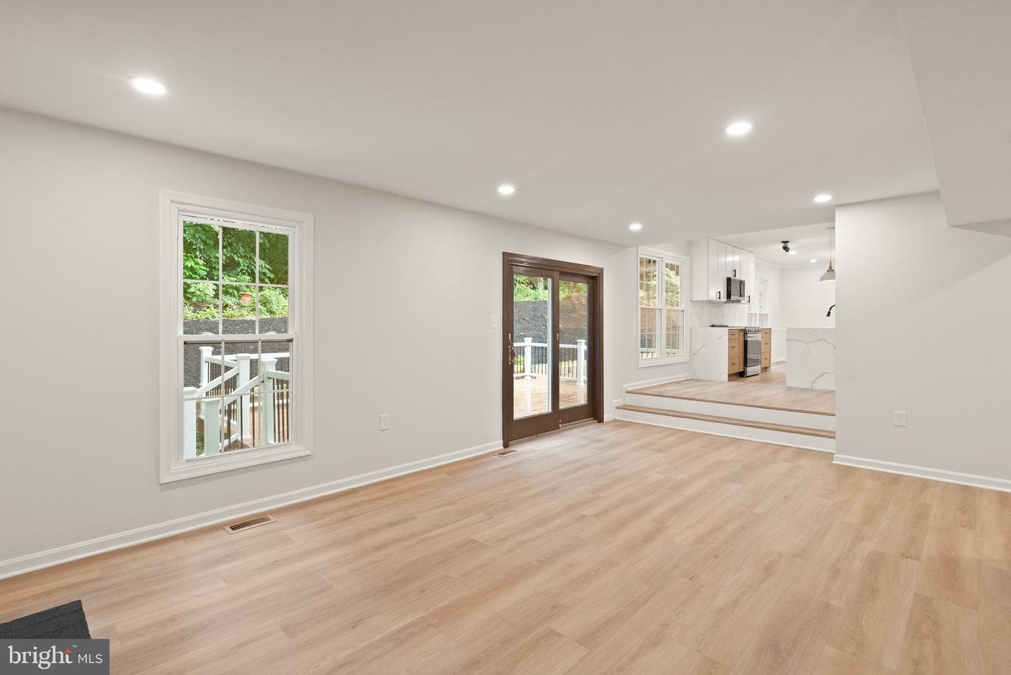 6390 Phillip Court photo 30