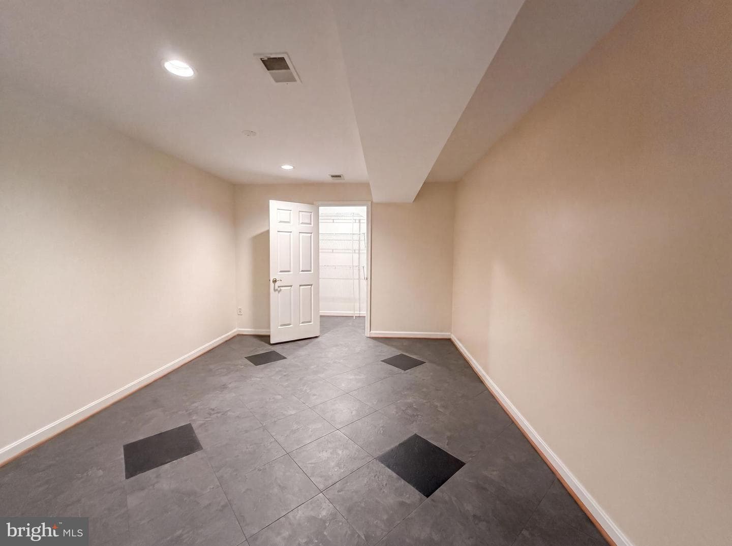 4819 Powell Road photo 42