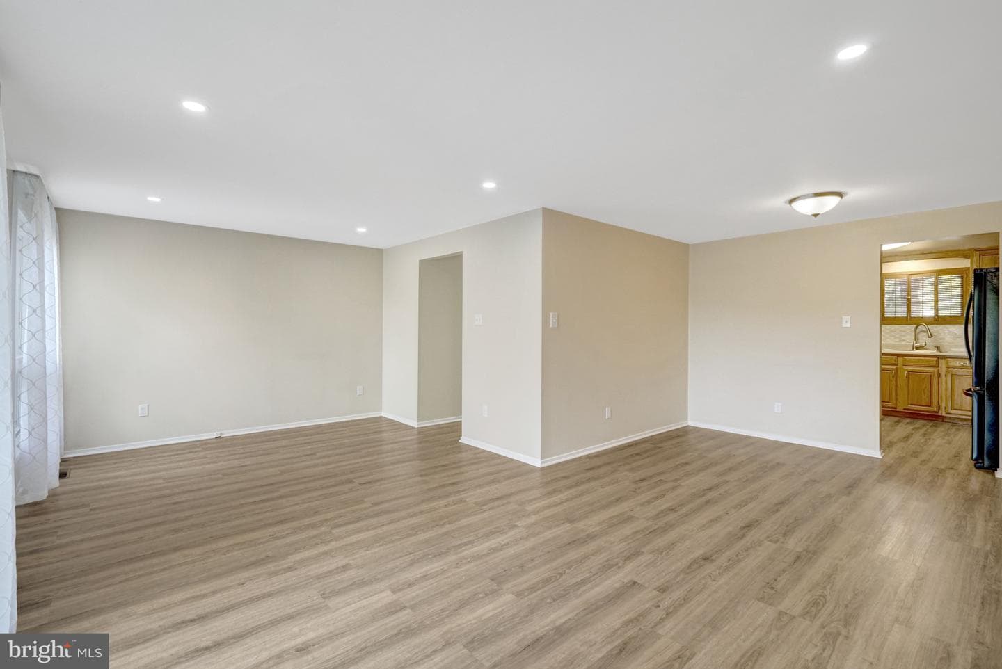 4445 Elan Court photo 16