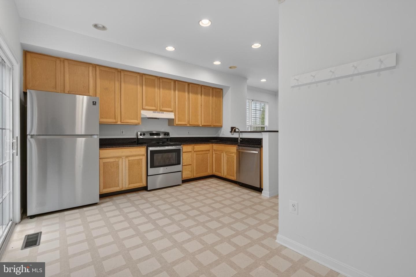 5312 Chieftain Circle photo 13