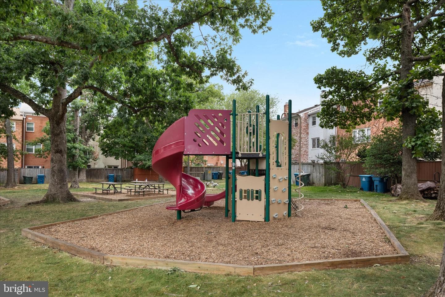 8174 Electric Avenue photo 32