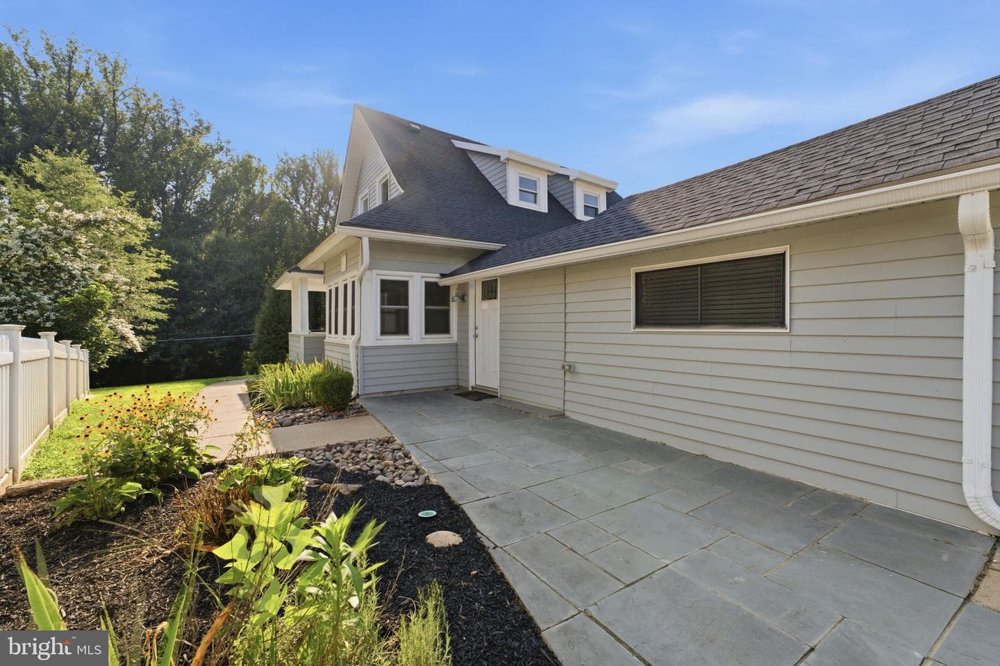 1106 Monroe Street photo 50
