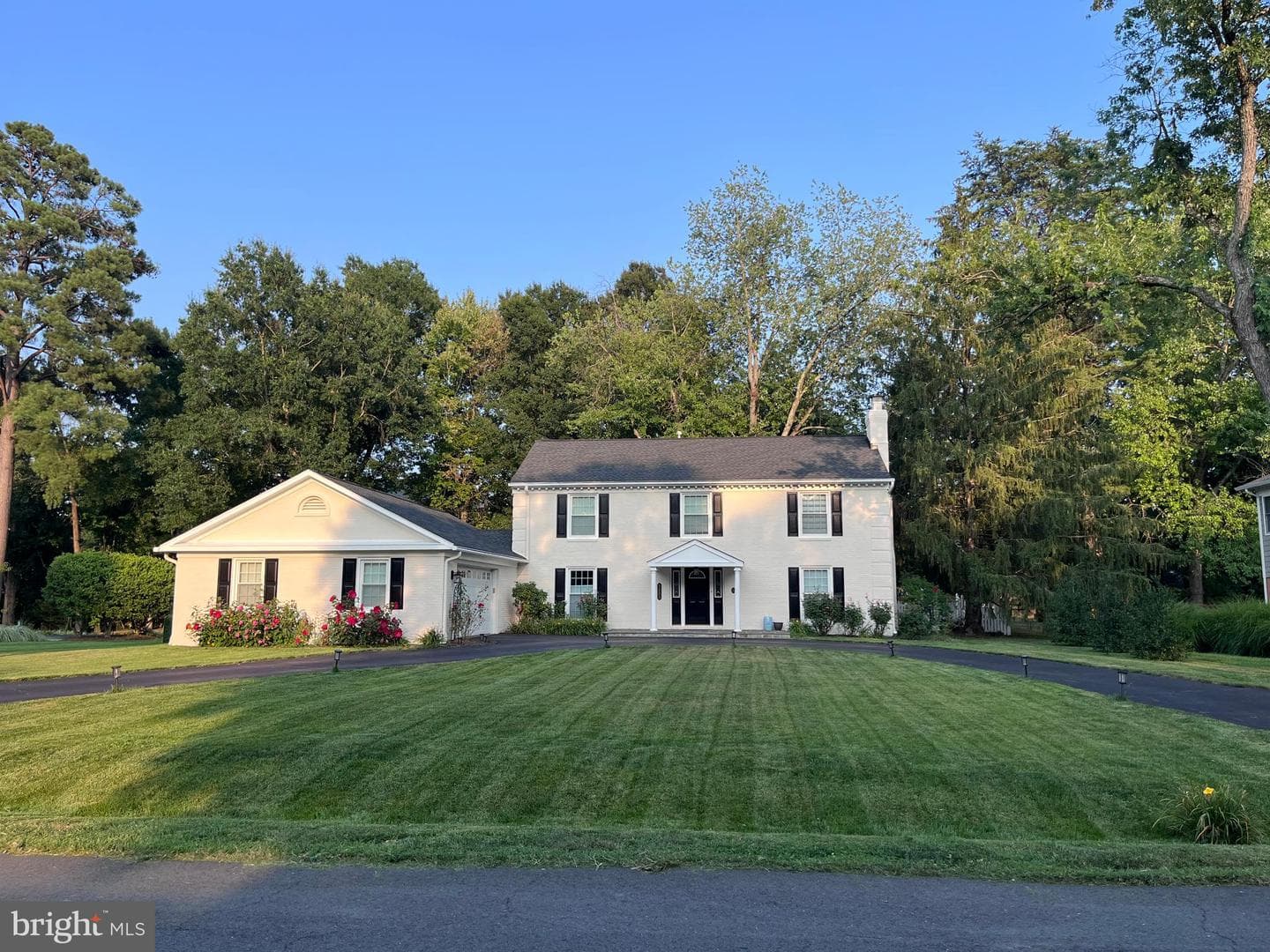 9403 Ferry Landing Court photo 5