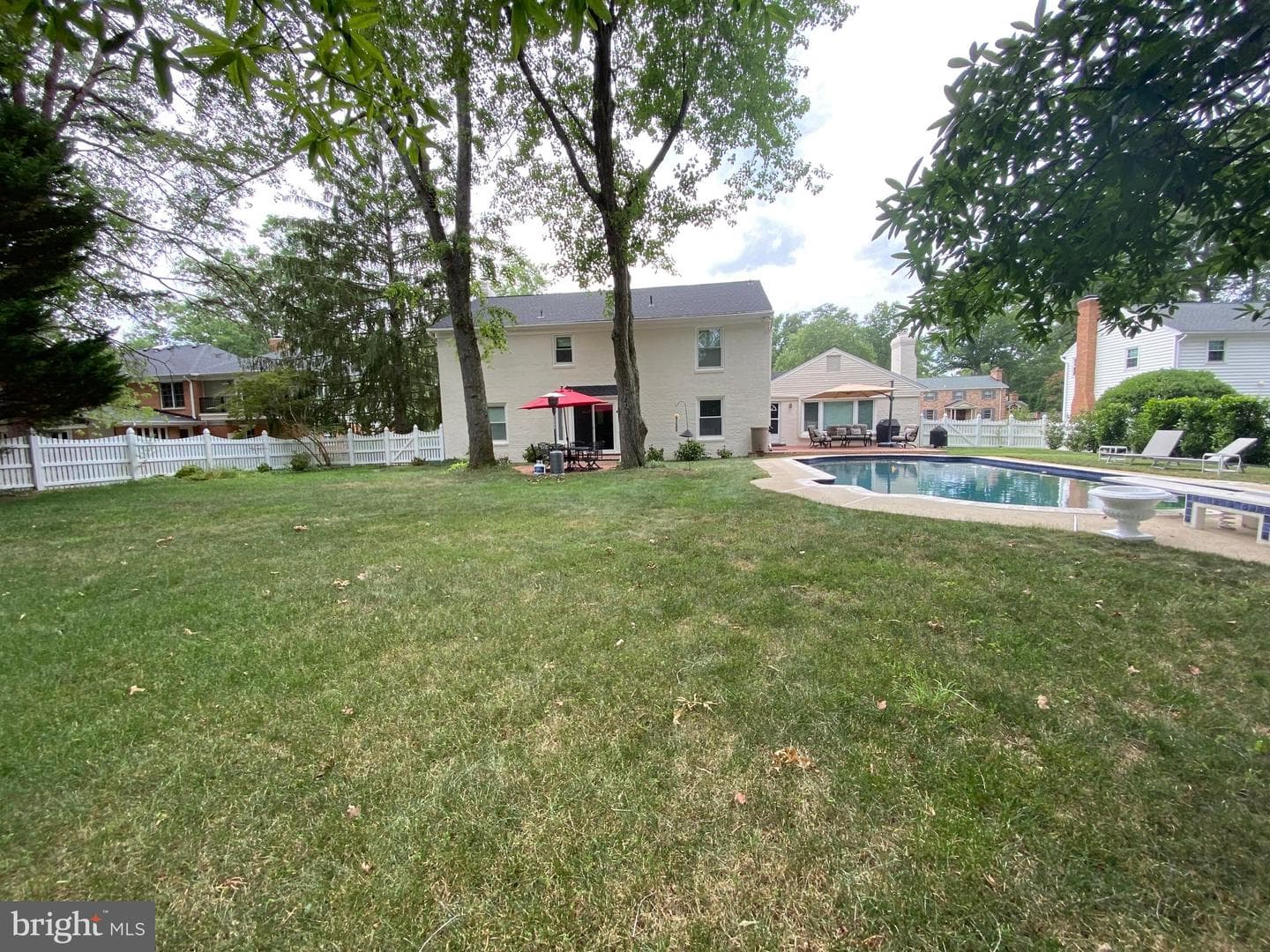 9403 Ferry Landing Court photo 6