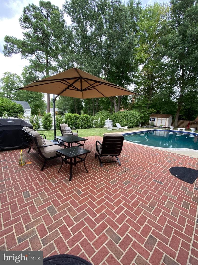 9403 Ferry Landing Court photo 7