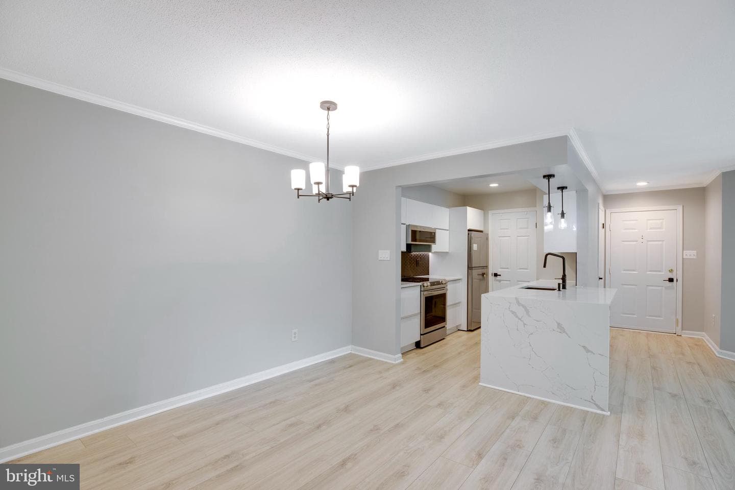 7707 Lafayette Forest Drive #21, Annandale