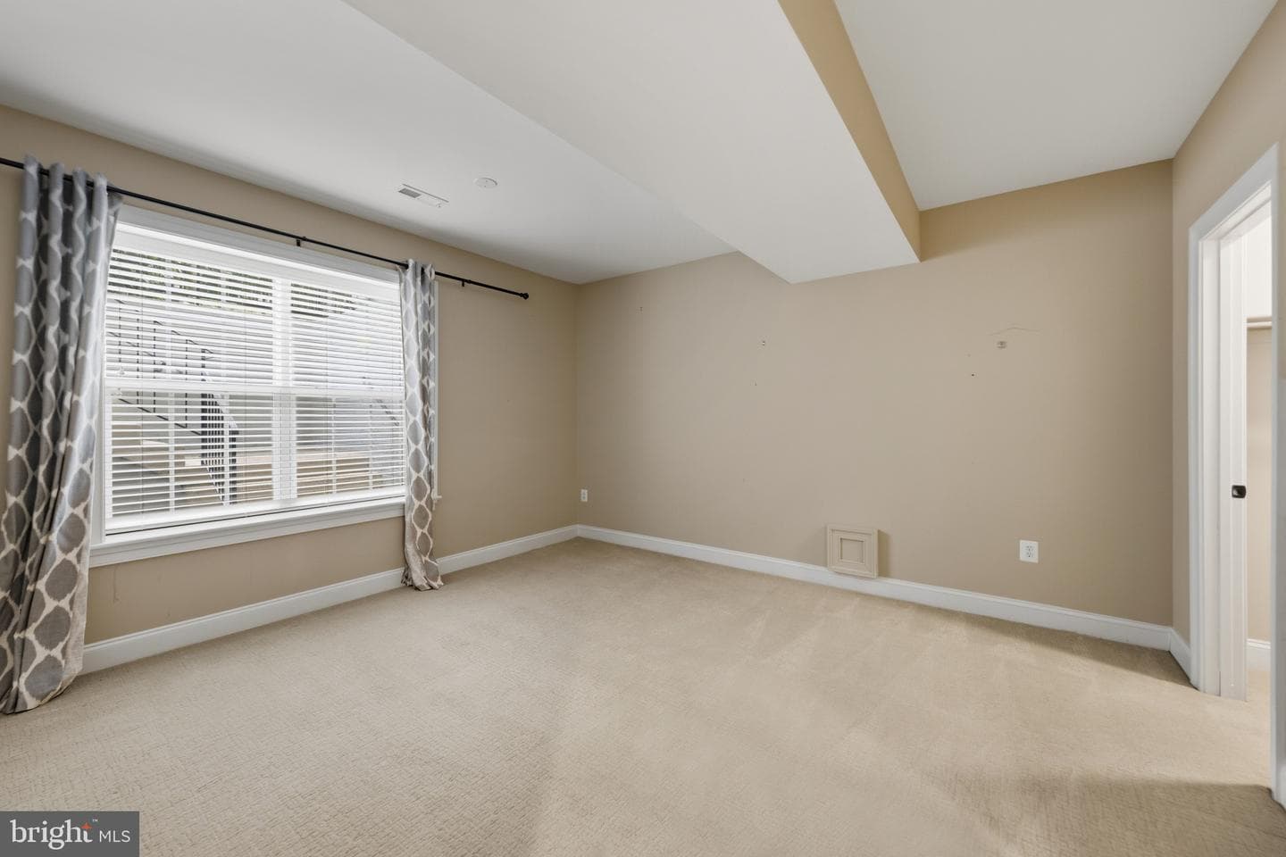 6799 Colby Crossing Way photo 74