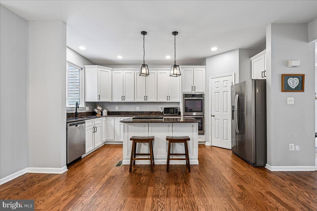 8429 Carmela Circle photo 19