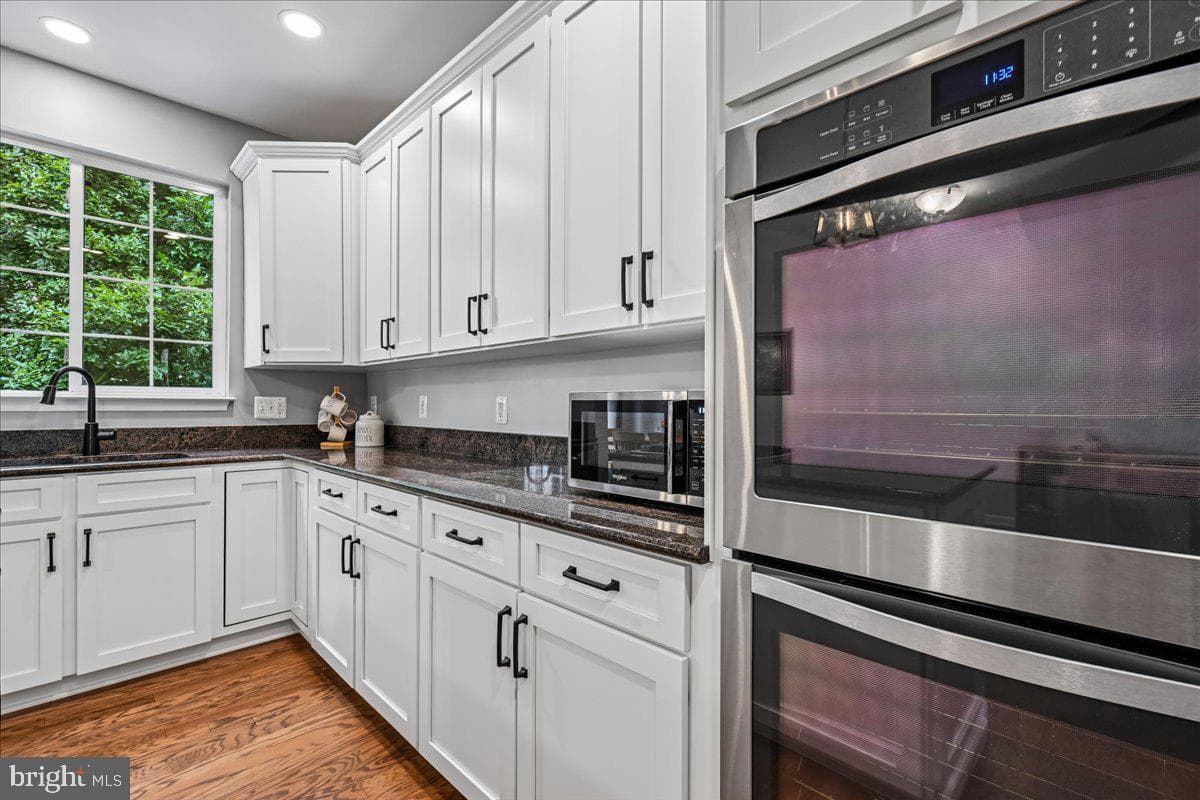 8429 Carmela Circle photo 22