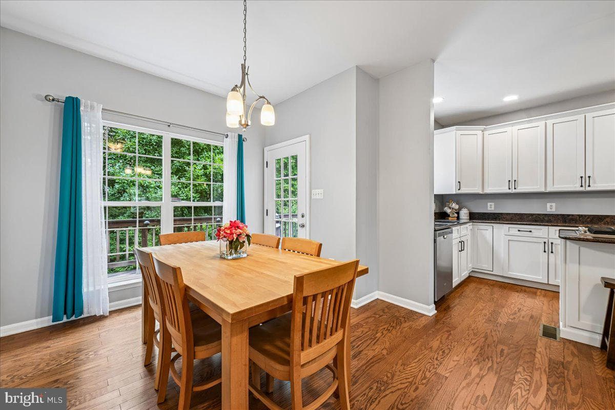 8429 Carmela Circle photo 25
