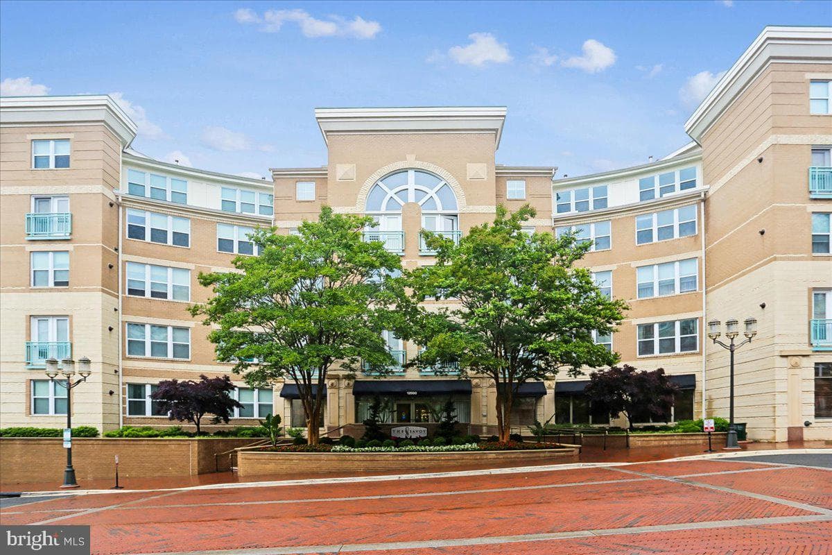 12000 Market Street #382, Reston
