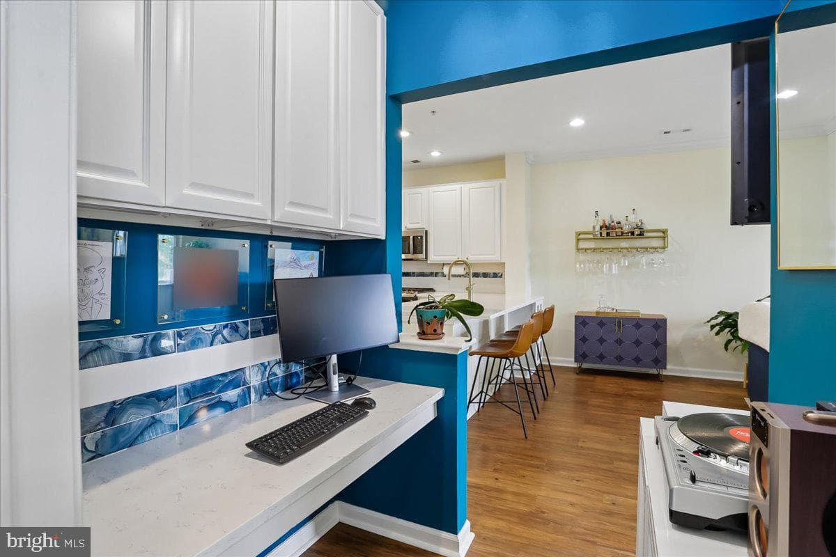 12000 Market Street #382 photo 20