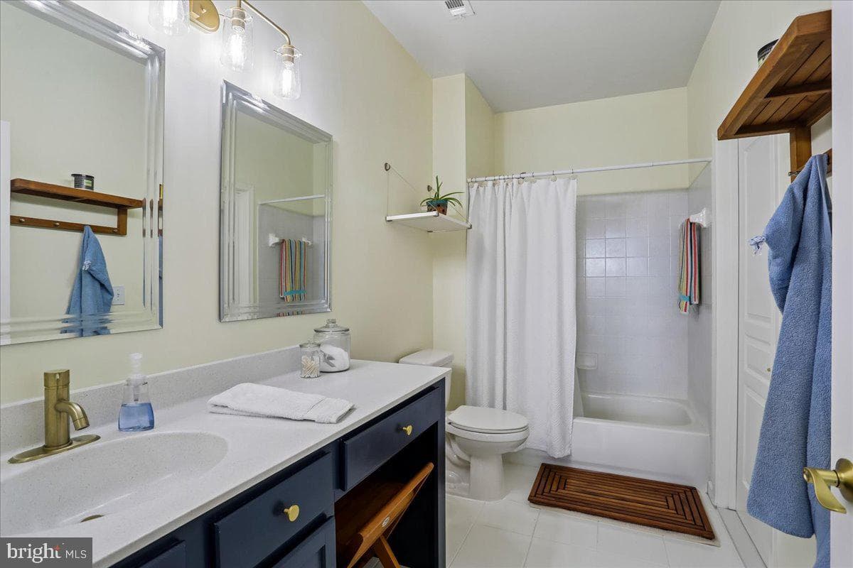 12000 Market Street #382 photo 34