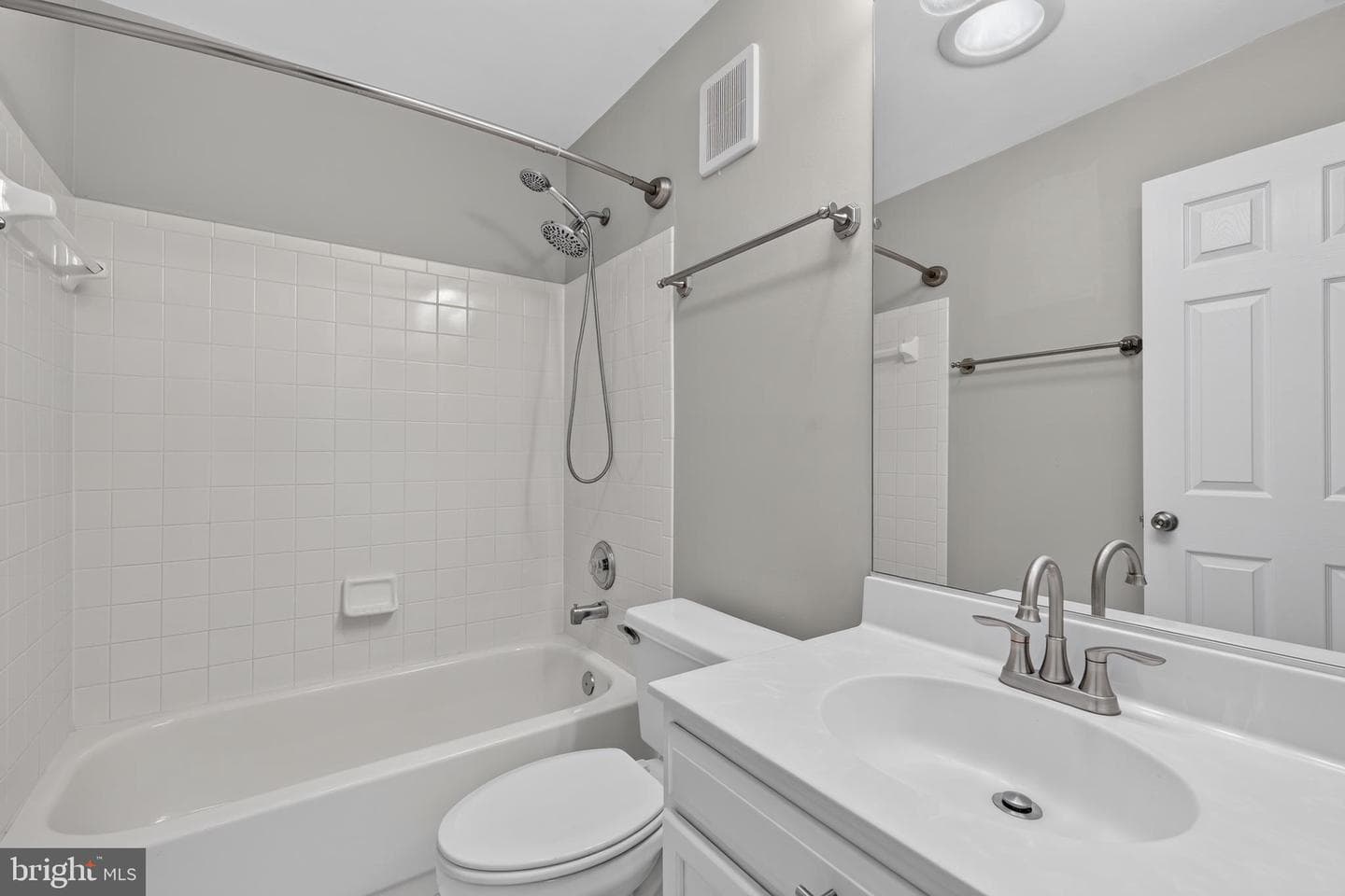 8015 Readington Court photo 22