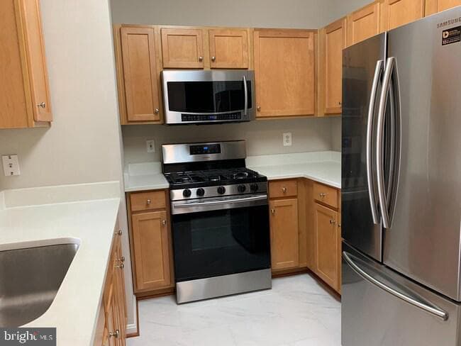 5123 Travis Edward Way #b photo 13