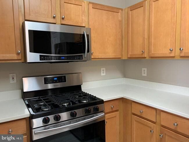 5123 Travis Edward Way #b photo 14