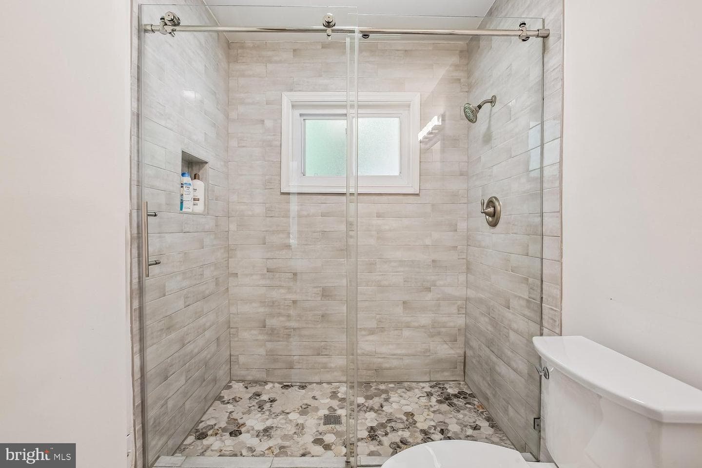 3210 Patrick Henry Drive photo 34