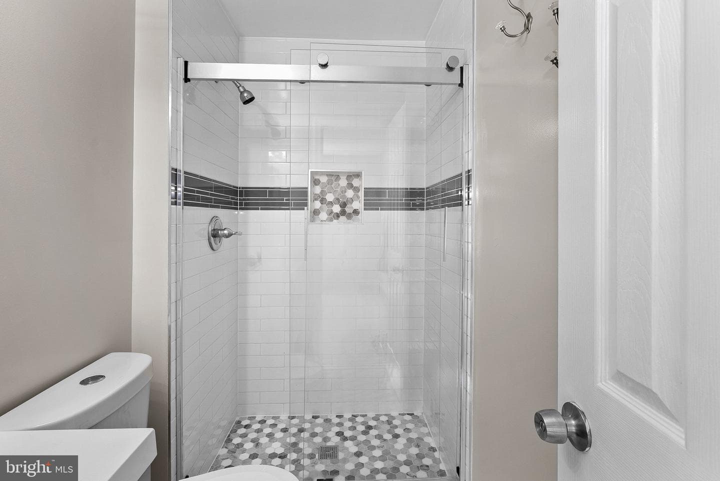 6612 Burlington Place photo 30