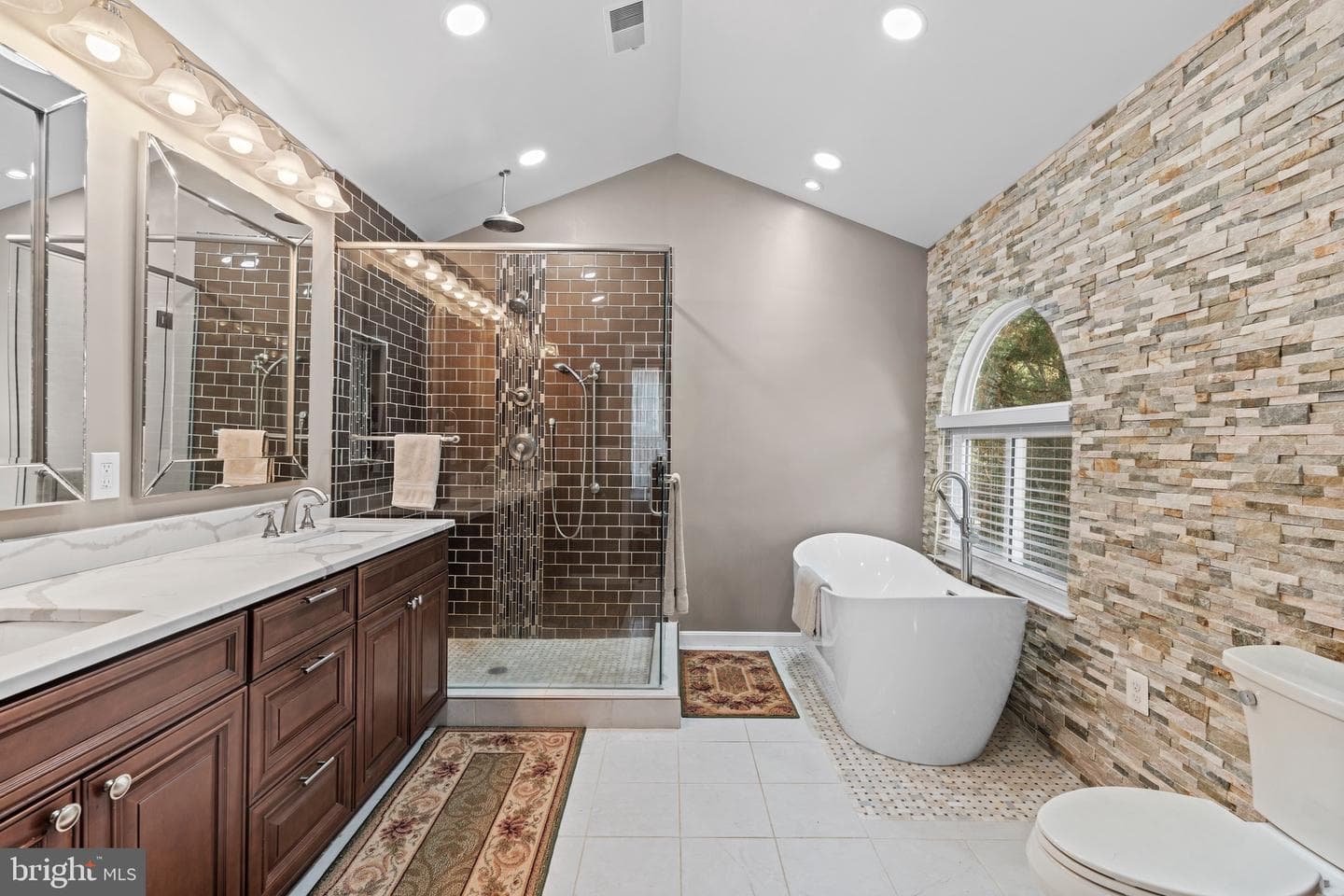 6021 Woodlake Lane photo 19