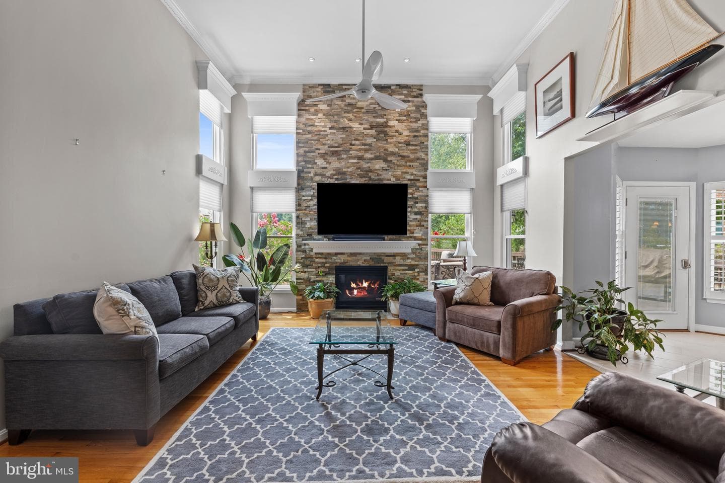 6021 Woodlake Lane photo 4