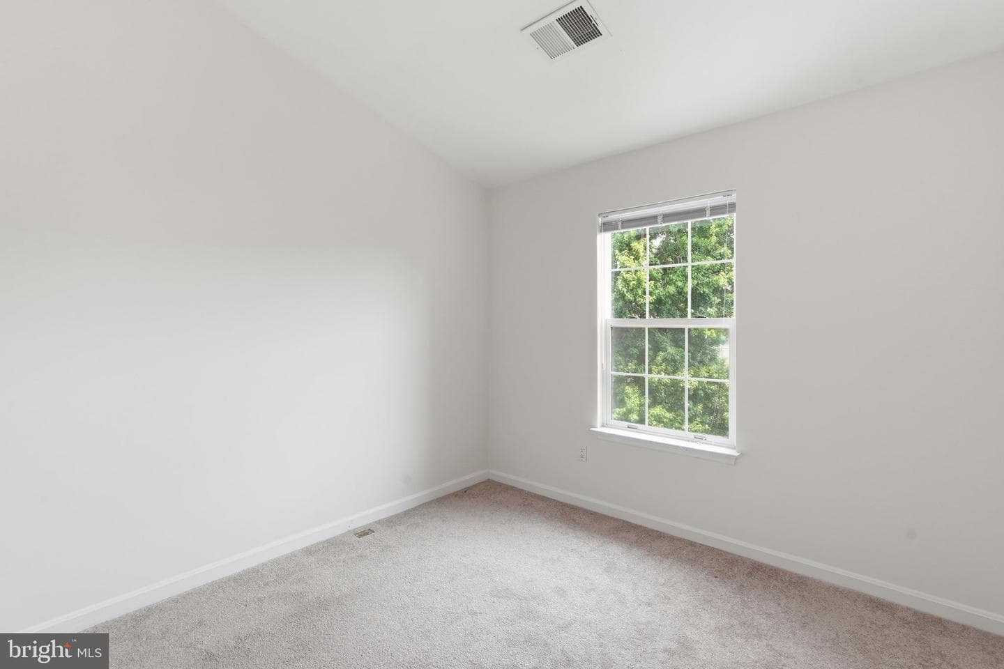 7483 Digby Green photo 17
