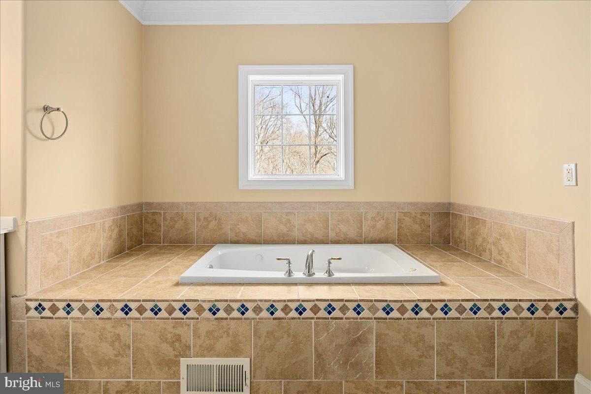 11846 Chapel Road photo 99