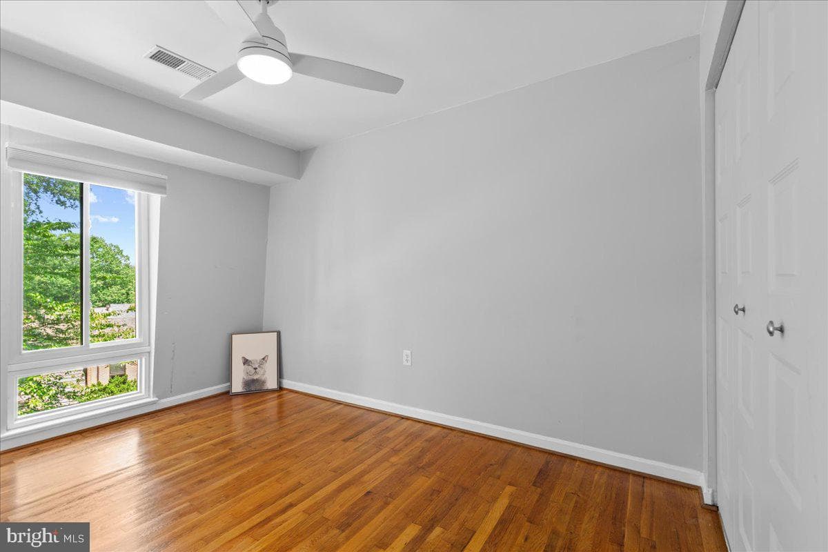 4932 Sauquoit Lane photo 28