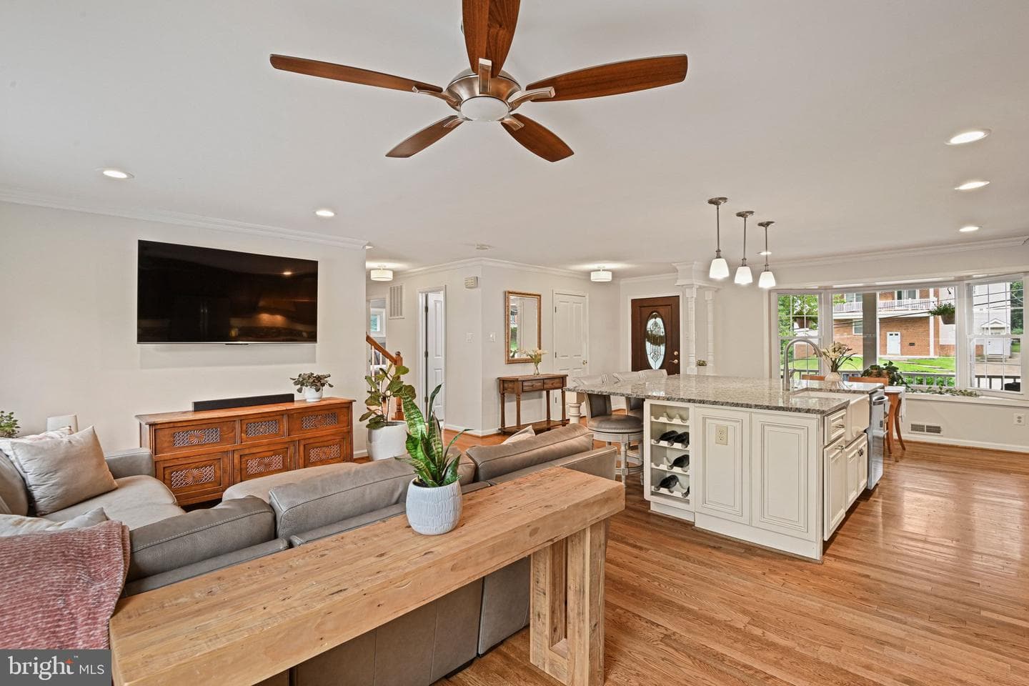 8213 Cottage Street photo 10