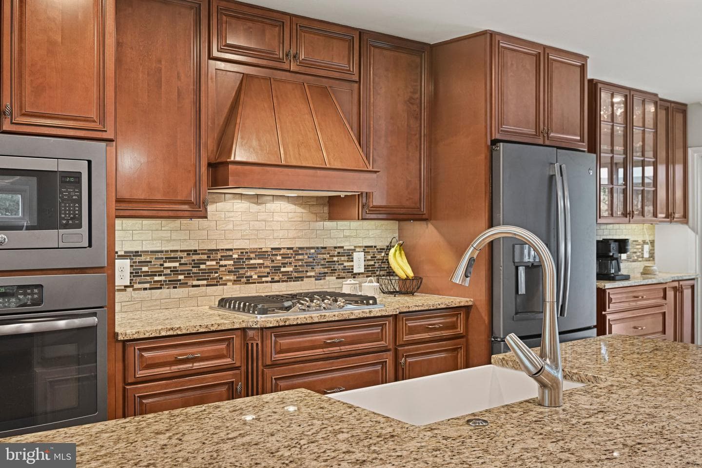 8213 Cottage Street photo 4