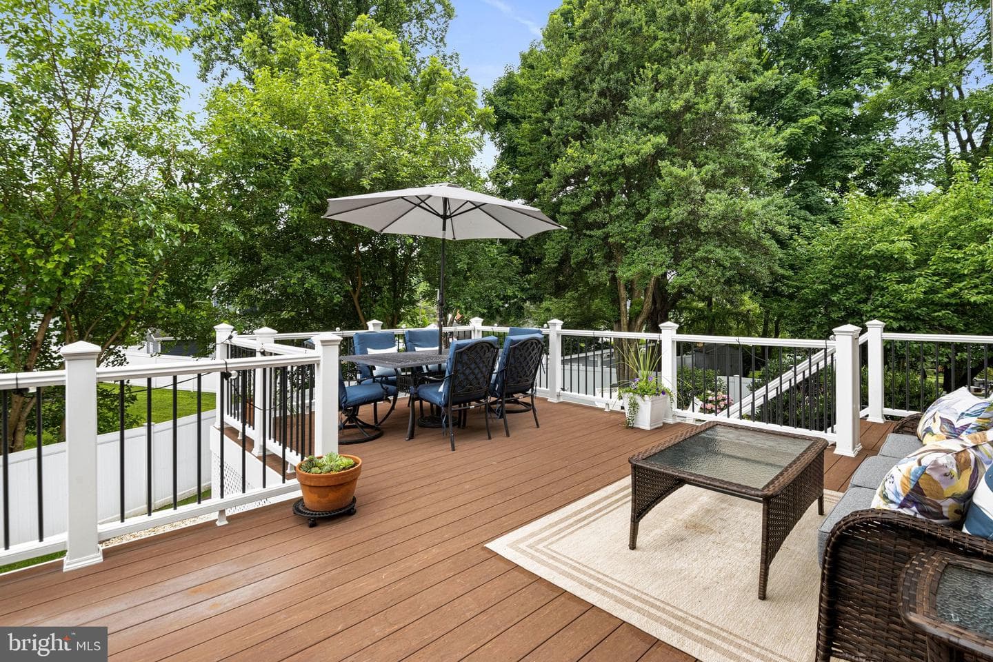 8213 Cottage Street photo 40
