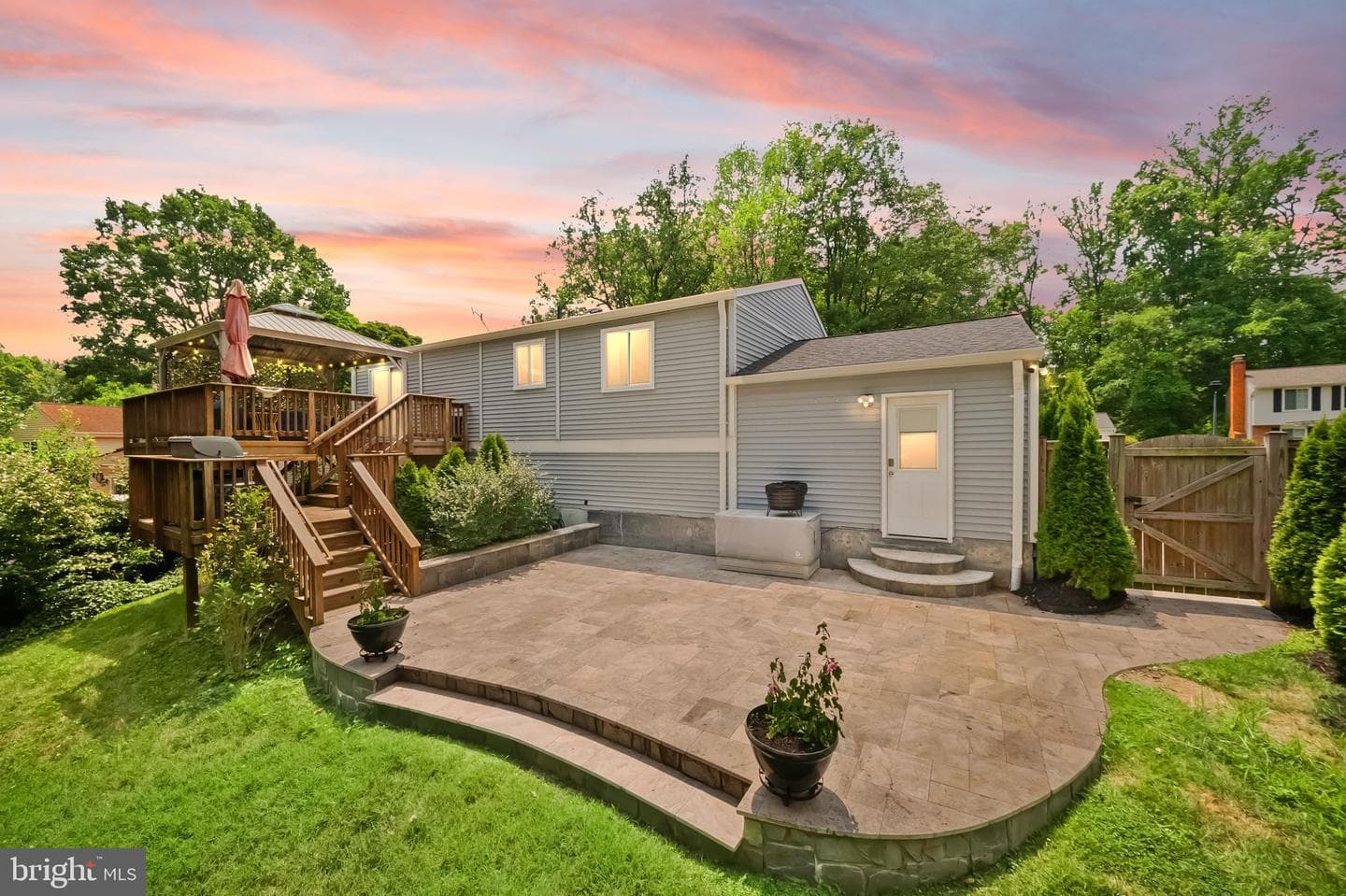 7907 Cliff Rock Court, Springfield