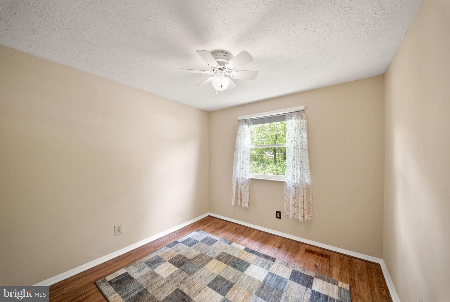7907 Cliff Rock Court photo 30