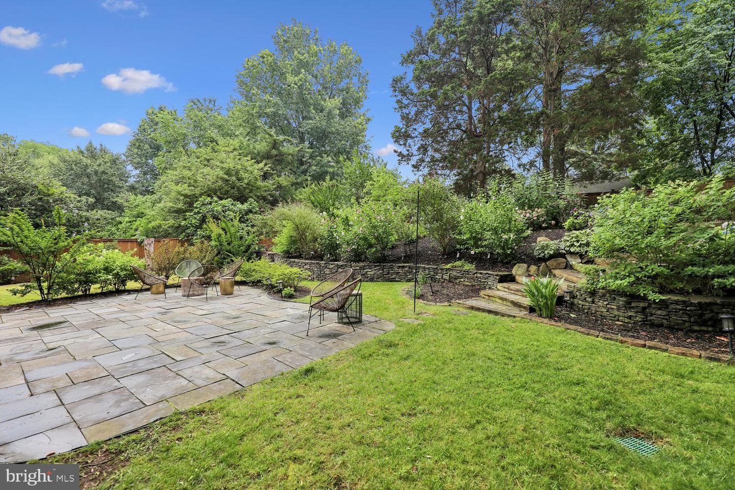 9005 Greylock Street photo 43