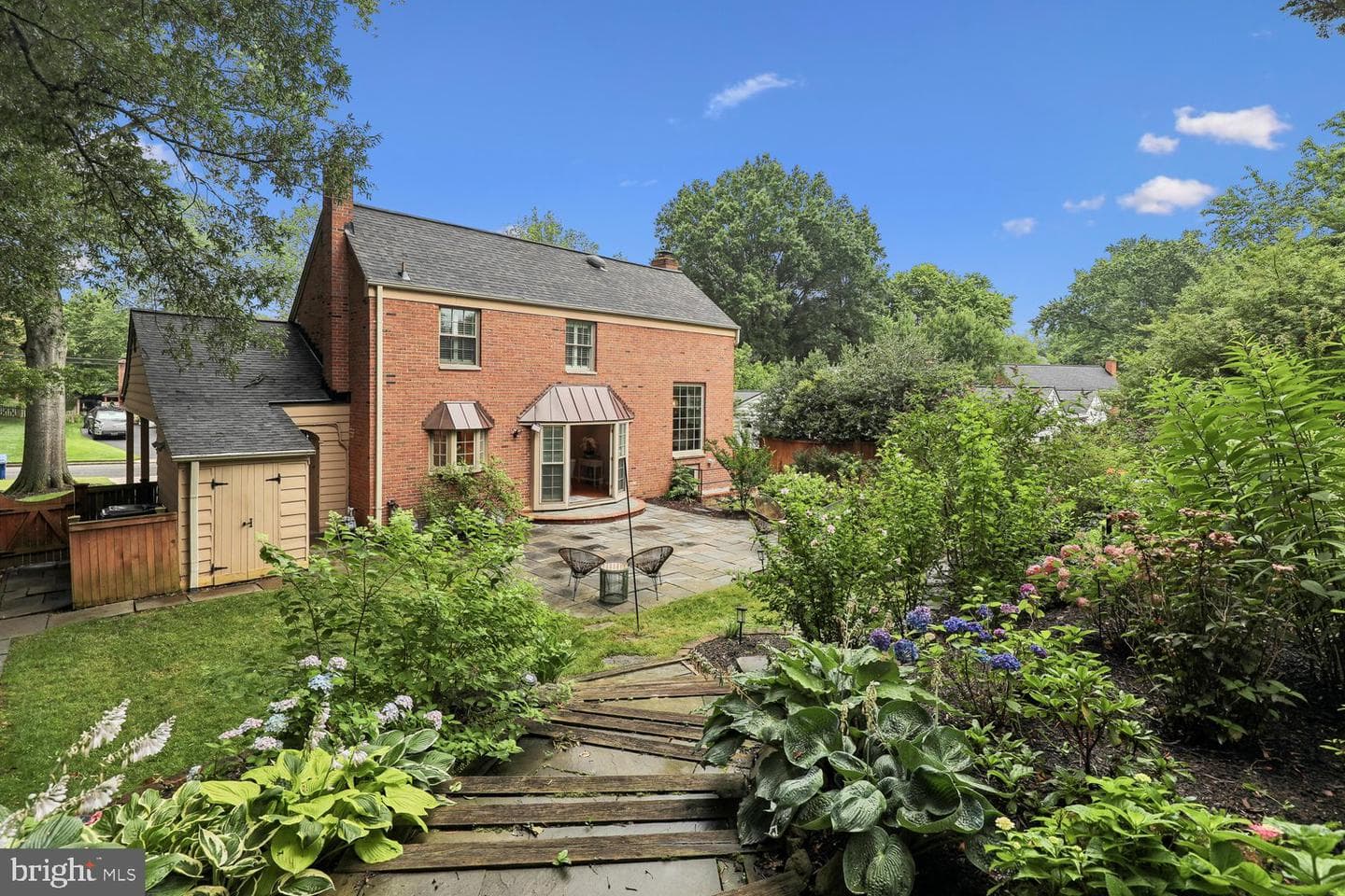 9005 Greylock Street photo 45