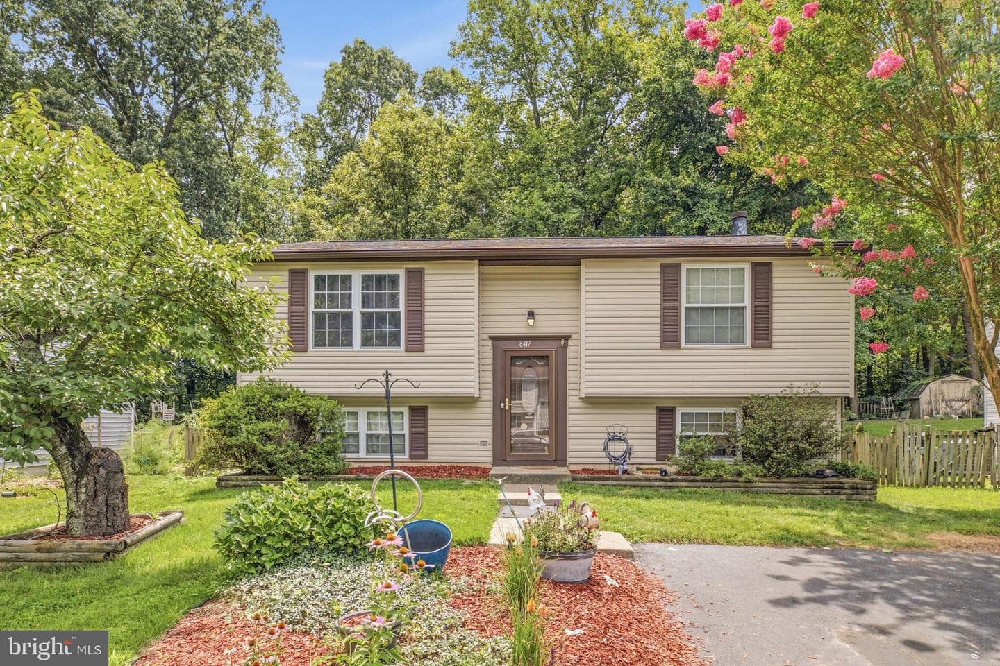 8417 Great Lake Lane photo 1