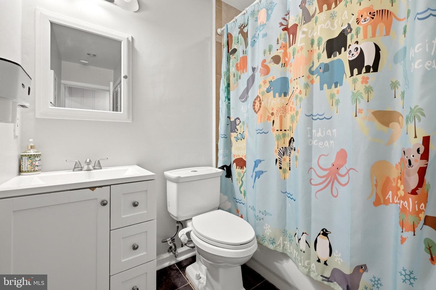 10512 Belmont Boulevard photo 24