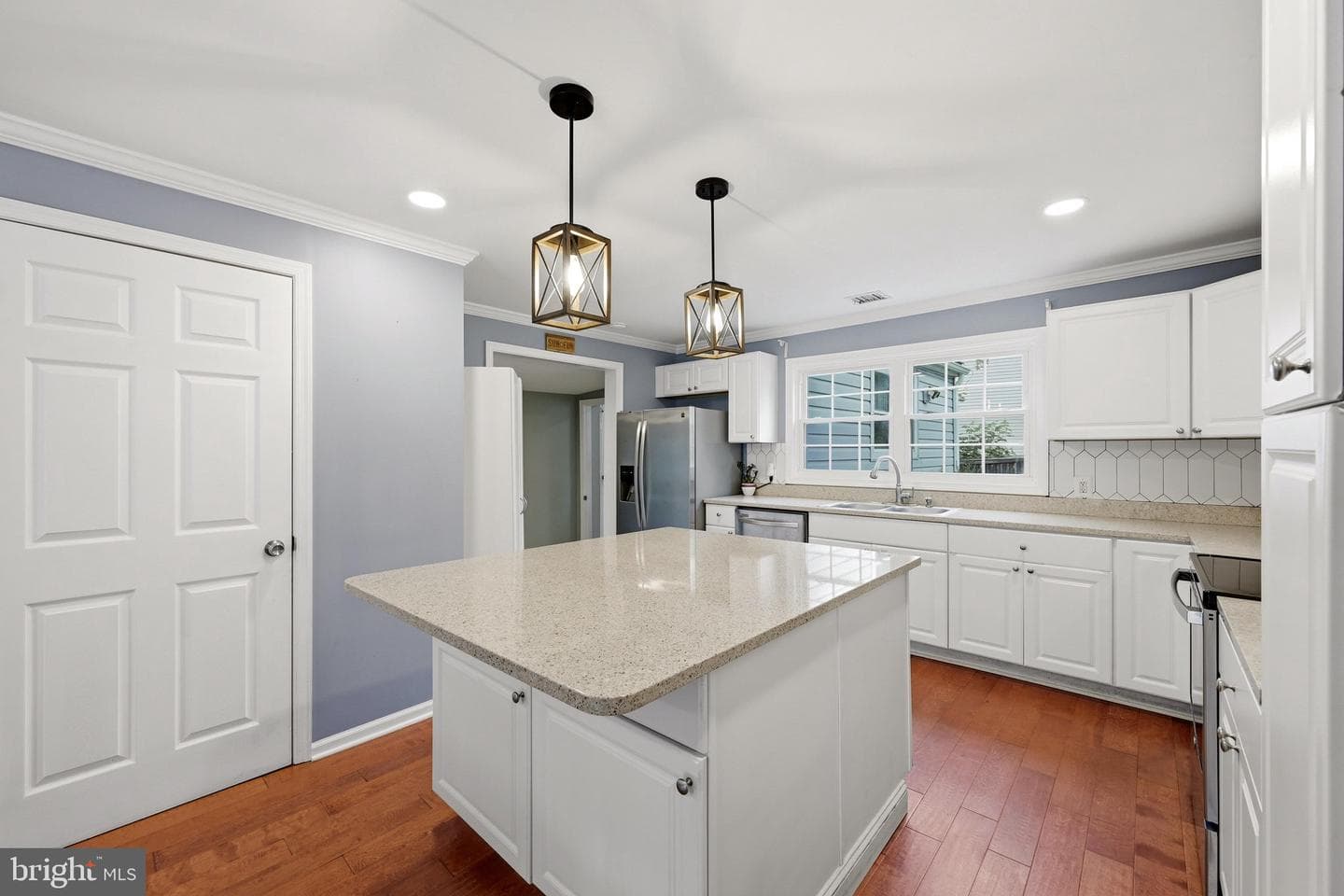 10512 Belmont Boulevard photo 27