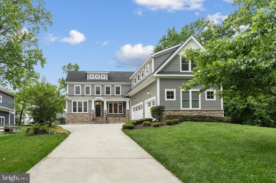 6619 Byrnes Drive, Mclean