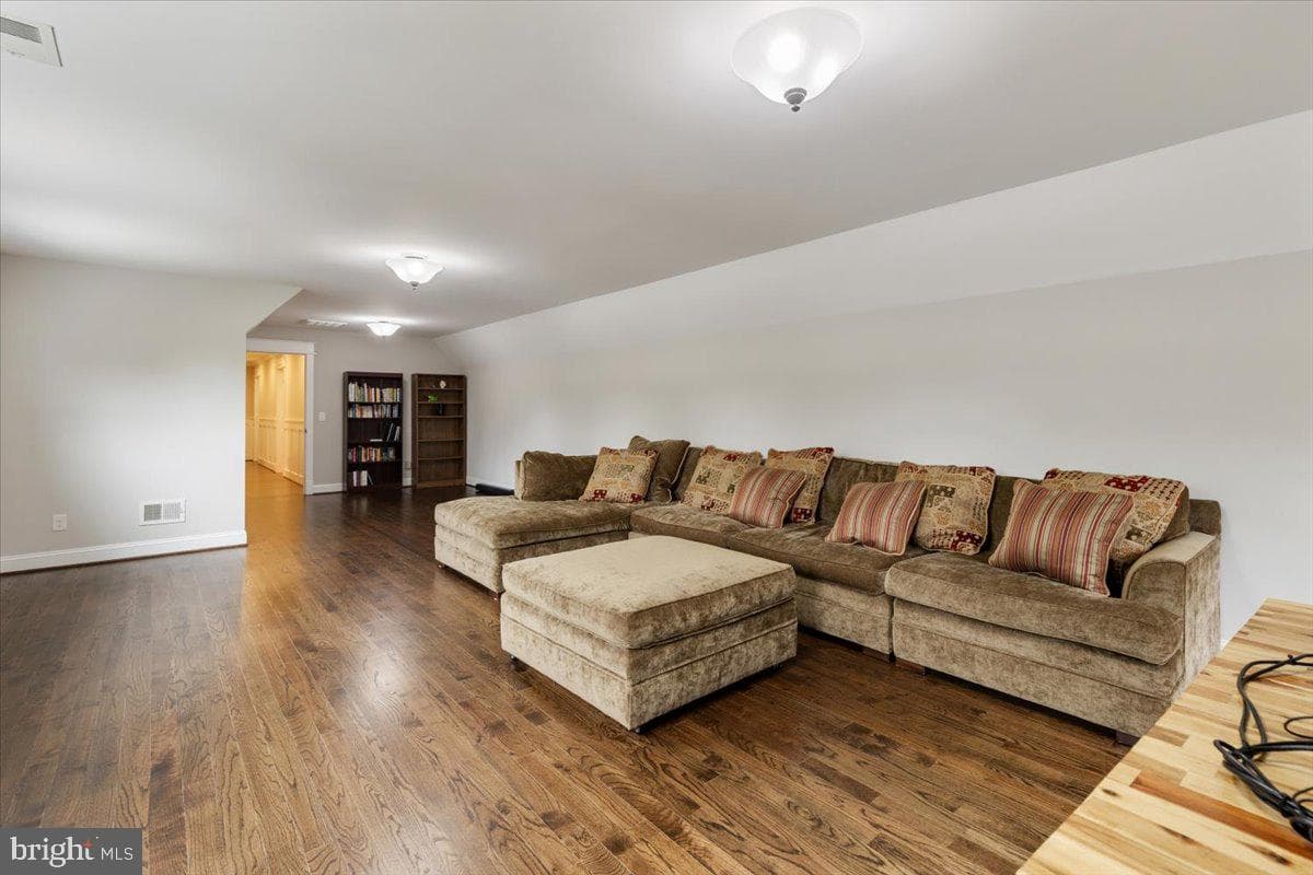 6619 Byrnes Drive photo 39