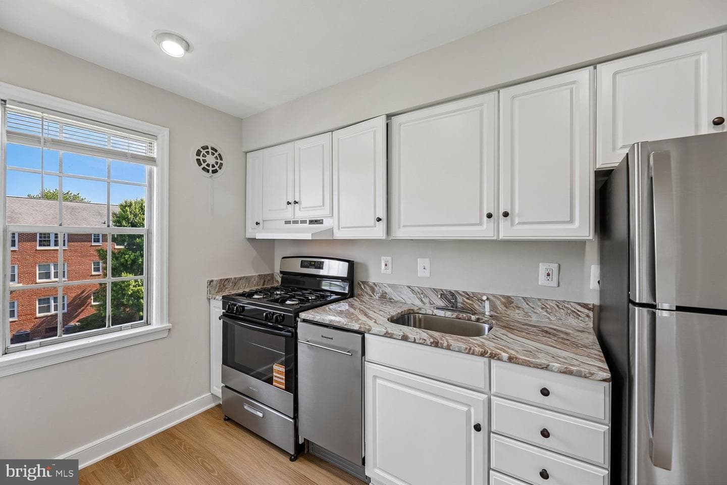 6622 E Wakefield Drive #c1 photo 13