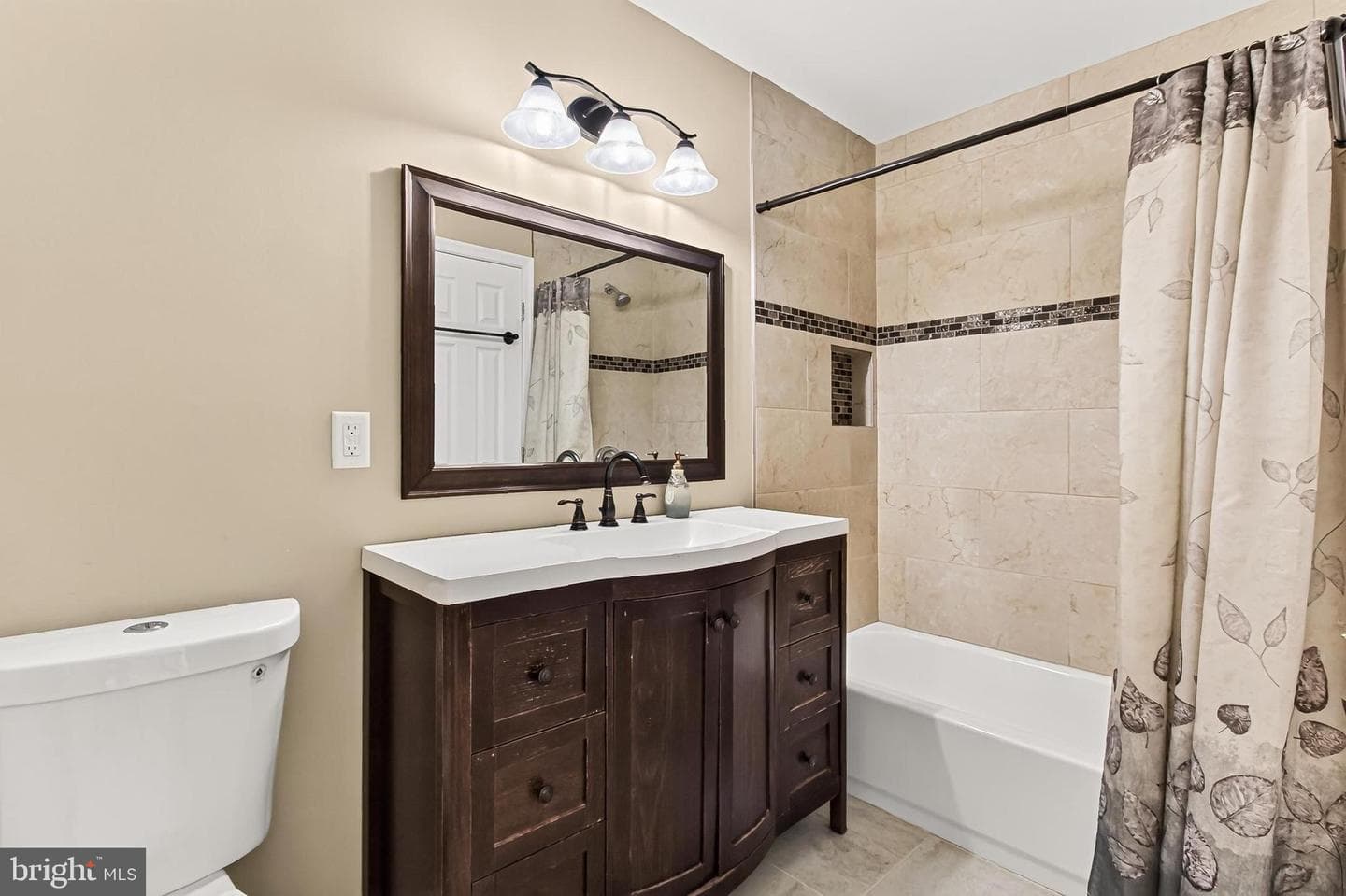 6029 Mcalester Way photo 40