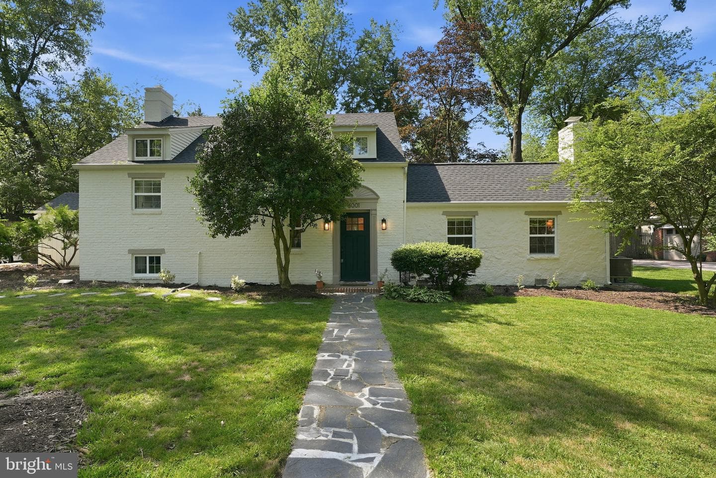 6001 Beech Tree Drive, Alexandria