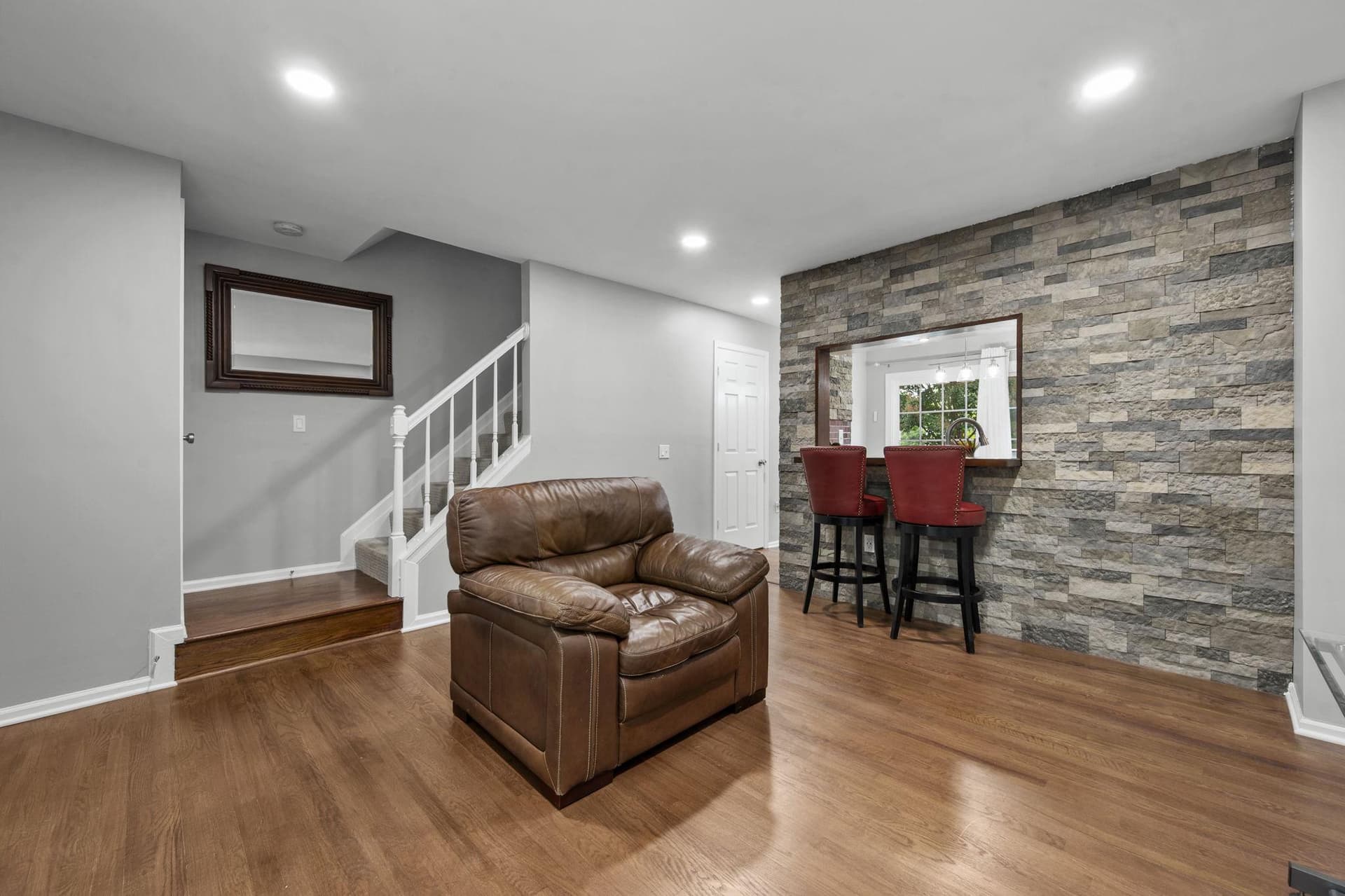6649 Morning View photo 6