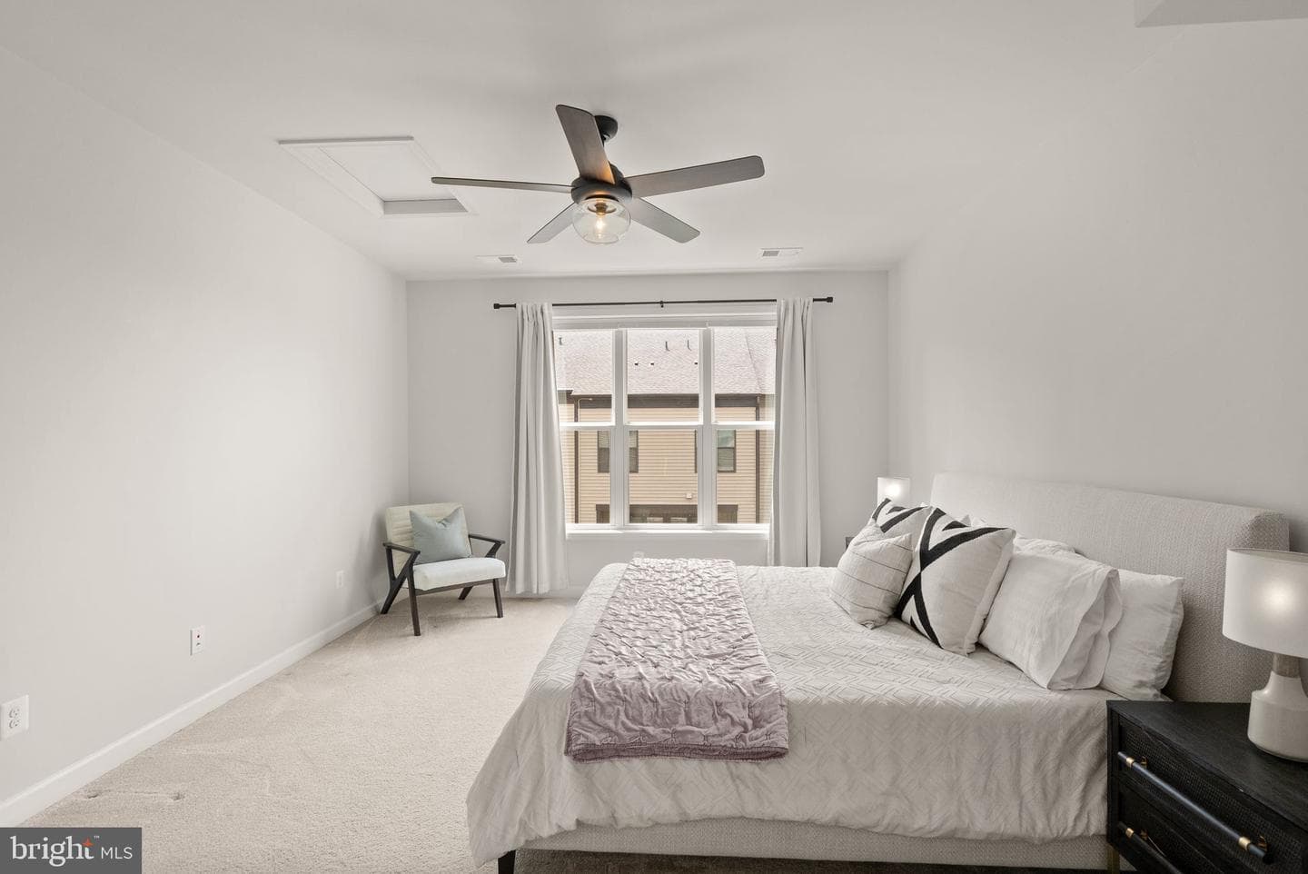 12239 Sessile Commons photo 25