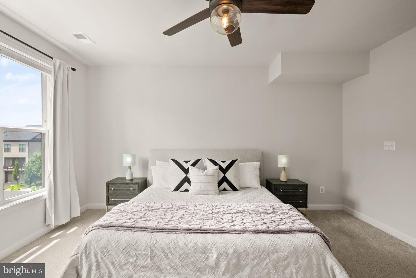 12239 Sessile Commons photo 27
